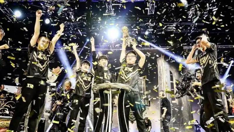 LOL2026全球总决赛S16 – 比赛时间与总决赛观看指南 常见误判:暂停与重开